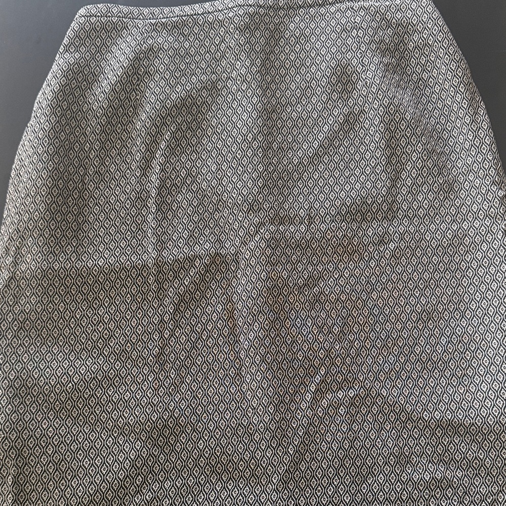 Elegant Black and White Patterned Skirt